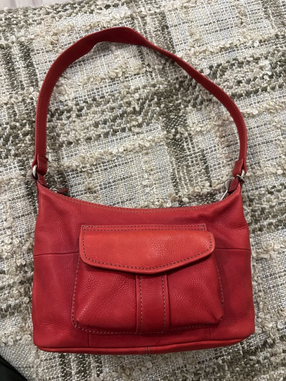 Fossil Y2K Red Leather Hobo Women’s Classic‎ Shoulder Bag